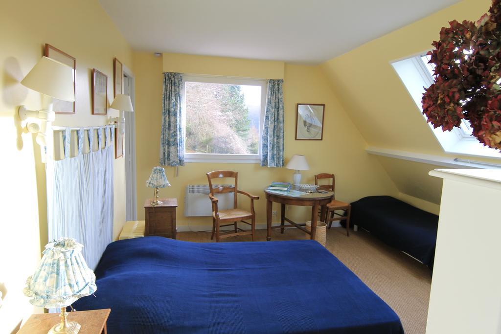 Chambre D'Hotes Les Champarts Tourville-la-Chapelle Ruang foto