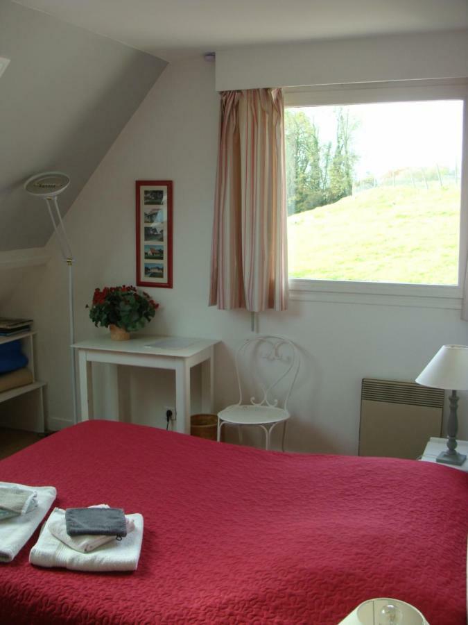 Chambre D'Hotes Les Champarts Tourville-la-Chapelle Bagian luar foto
